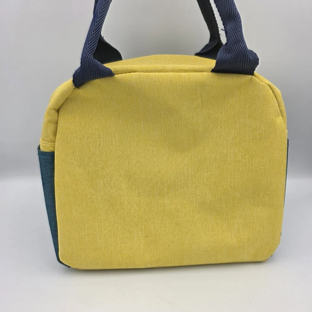 Disney Winnie The Pooh Lunch Bag Thermal Lining Zipper Handles Yellow Green